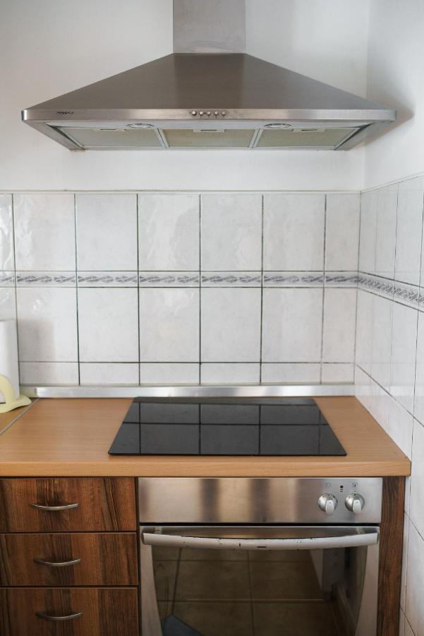 Apartmani Nedoklan 스리마 외부 사진